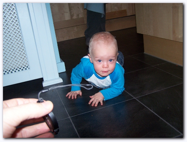 599x448 pixels (218K)