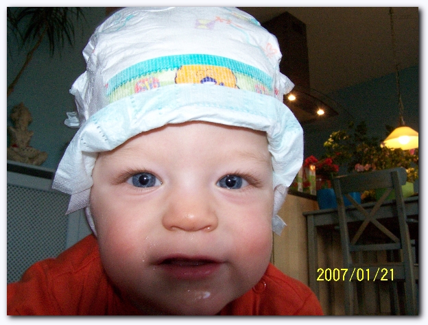 599x448 pixels (235K)