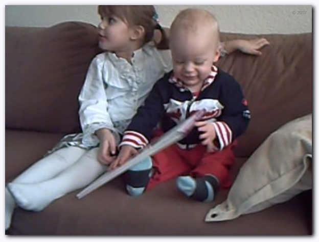 599x449 pixels (126K)