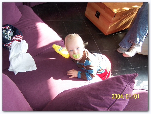 599x448 pixels (231K)