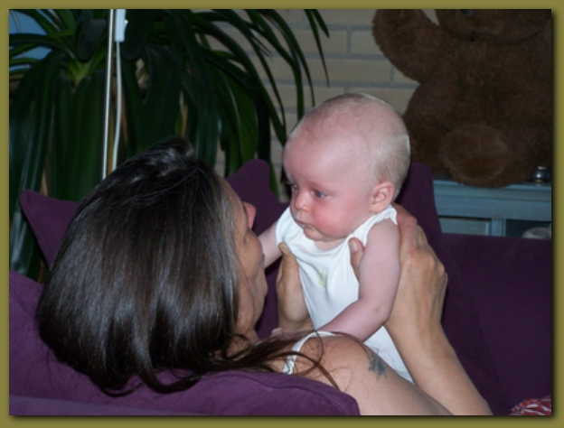 599x448 pixels (182K)