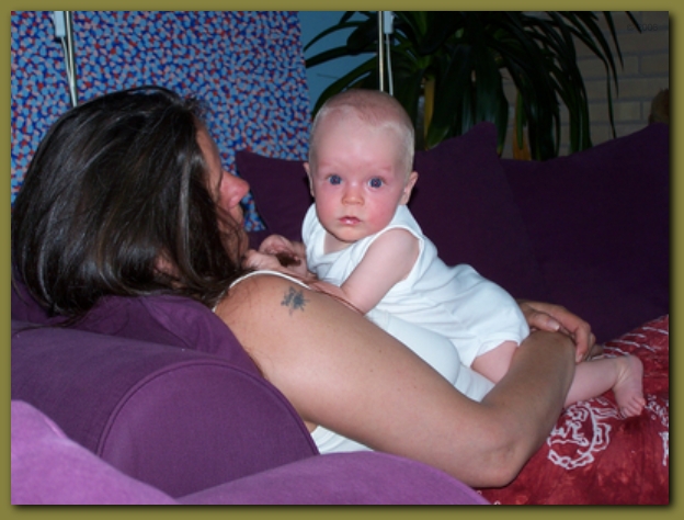 599x448 pixels (200K)