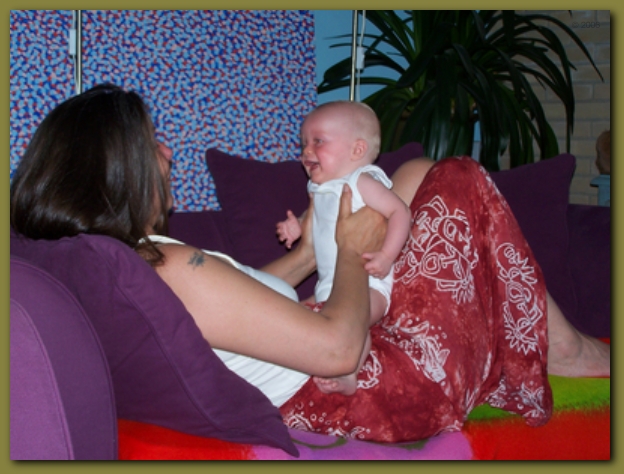 599x448 pixels (222K)