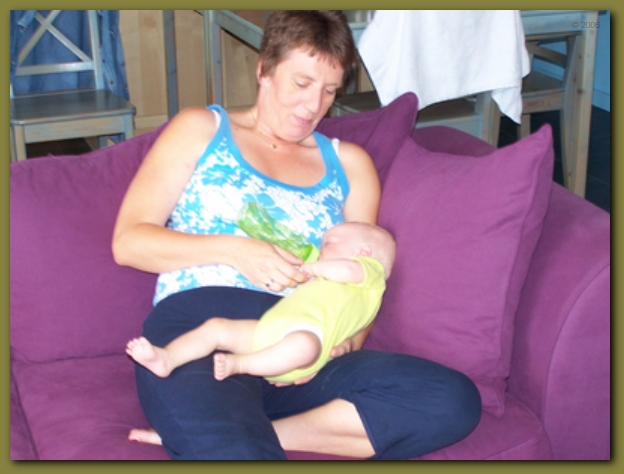 599x448 pixels (183K)