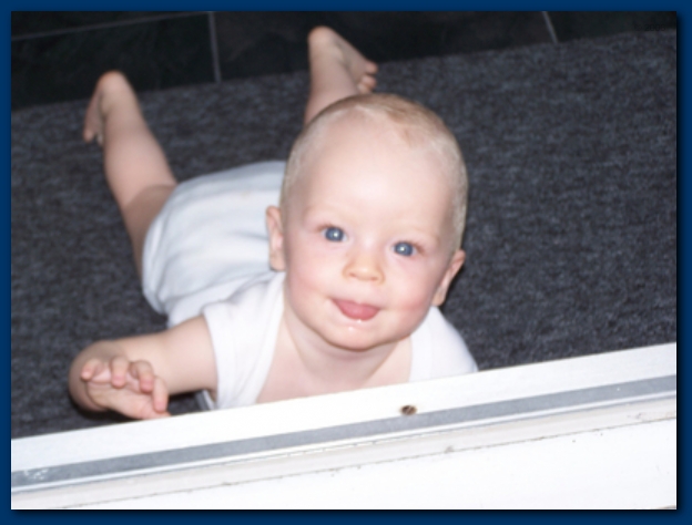 599x448 pixels (152K)